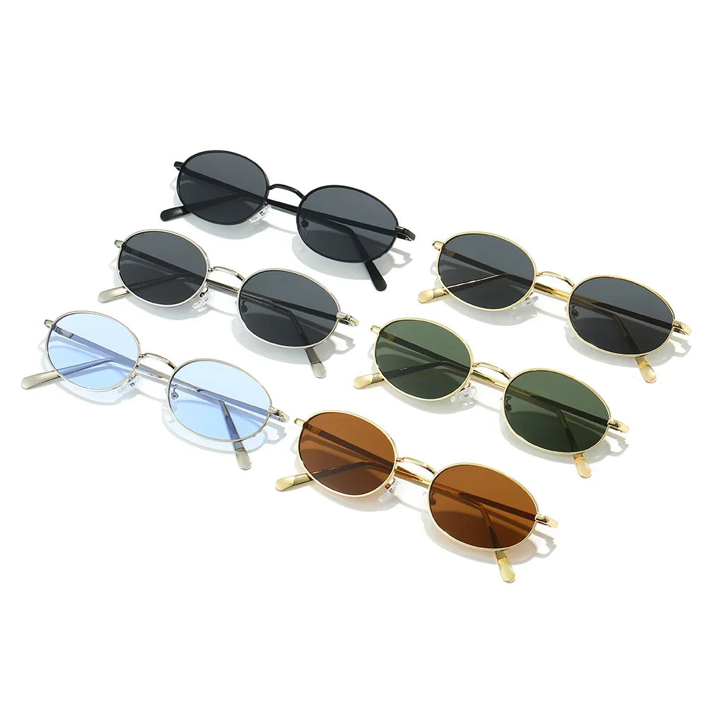 Chic Leopard Oval Sunnies